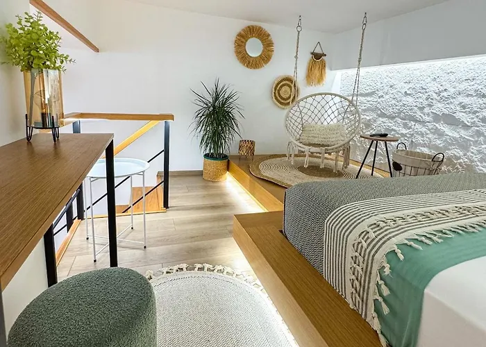 Vila51 Tropical Deluxe Apartment