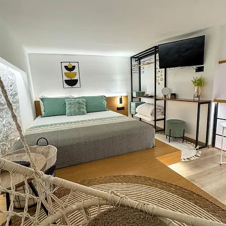 Vila51 Tropical Deluxe Apartment *
