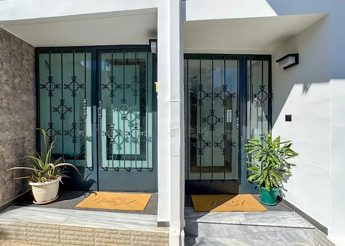 Vila51 Tropical Deluxe 公寓 Sarandë